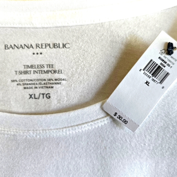 Versatile! Go Anywhere! Timeless! Banana Republic White Long Sleeve Crewneck NWT - Picture 4 of 4